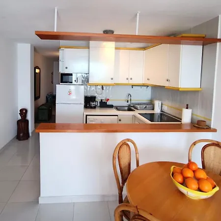 Beachfront With Sea View Balcony - Pmt15 * Torrevieja