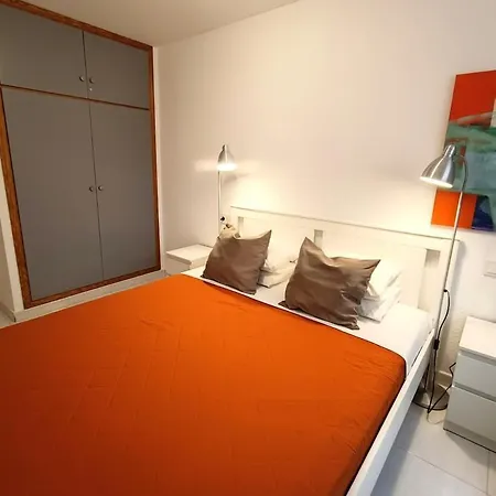 Apartman Beachfront With Sea View Balcony - Pmt15 *