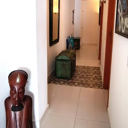 Apartman Beachfront With Sea View Balcony - Pmt15